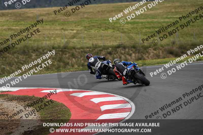 cadwell no limits trackday;cadwell park;cadwell park photographs;cadwell trackday photographs;enduro digital images;event digital images;eventdigitalimages;navarra;no limits trackdays;peter wileman photography;racing digital images;trackday digital images;trackday photos
